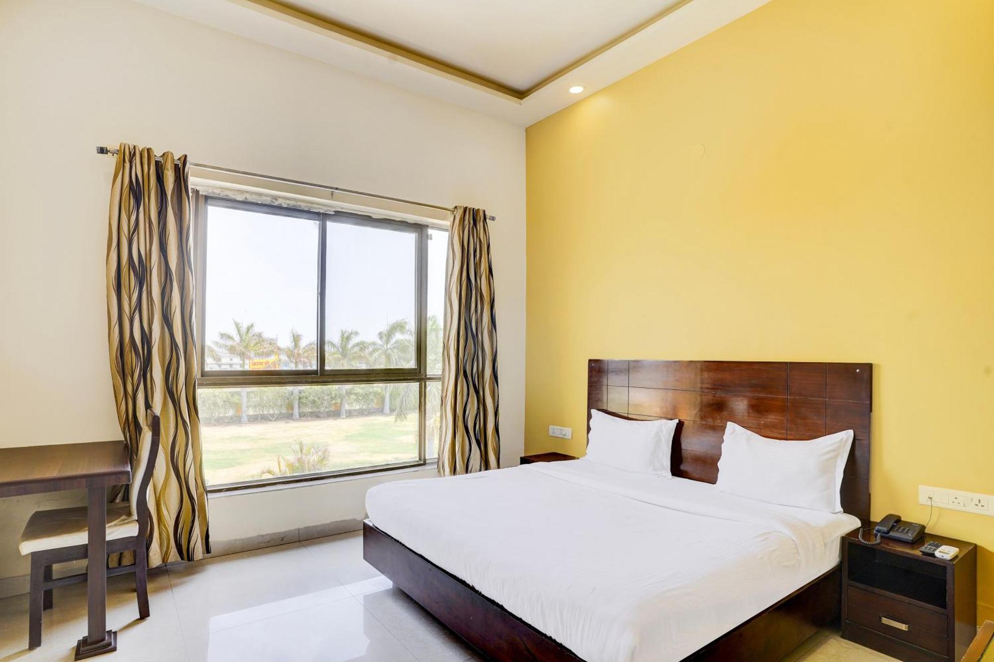 Hotel Amrit Manthan Chittorgarh Exterior foto